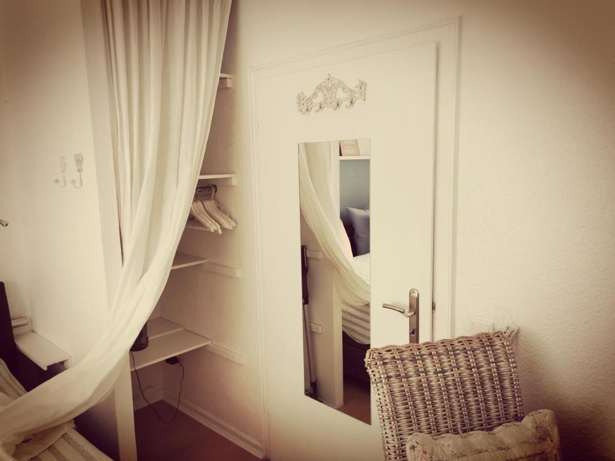 "Maison Blanche" - Das Gemuetliche Garten-Apartment Zwischen Koeln Und Duesseldorf กรีเวนบรอค ภายนอก รูปภาพ
